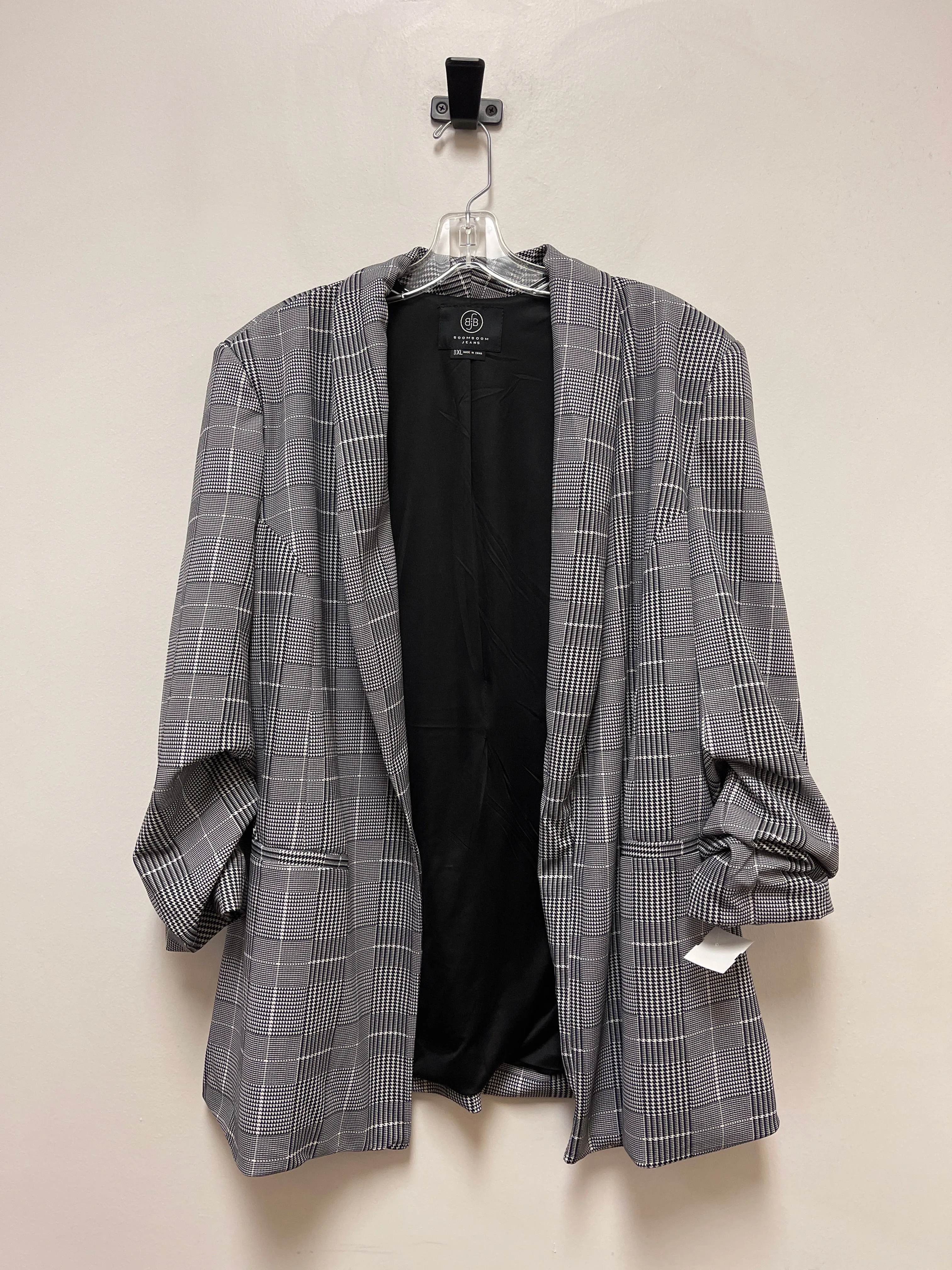 Black & White Blazer Clothes Mentor, Size Xl