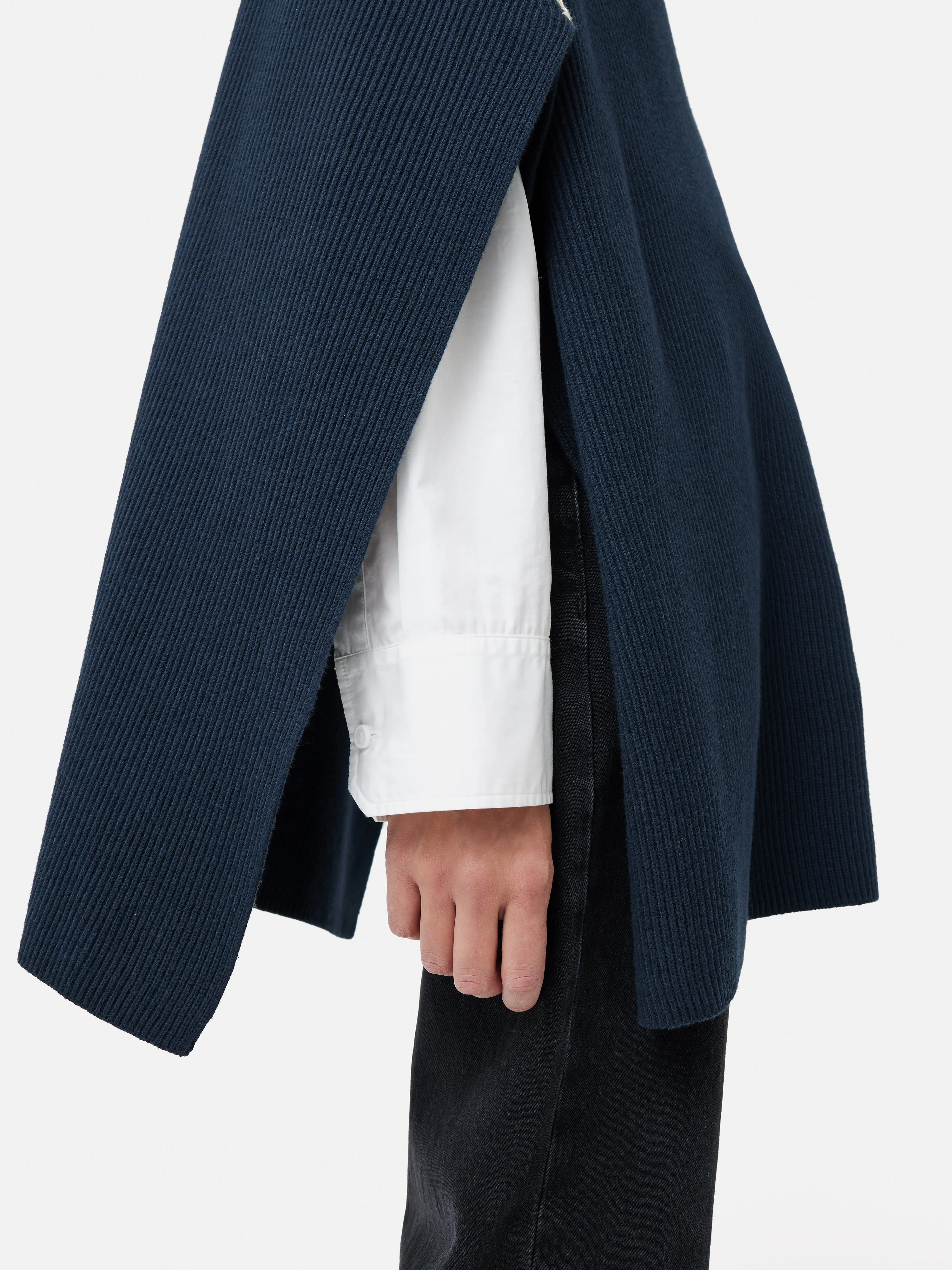 Blanket Stitch Poncho | Navy