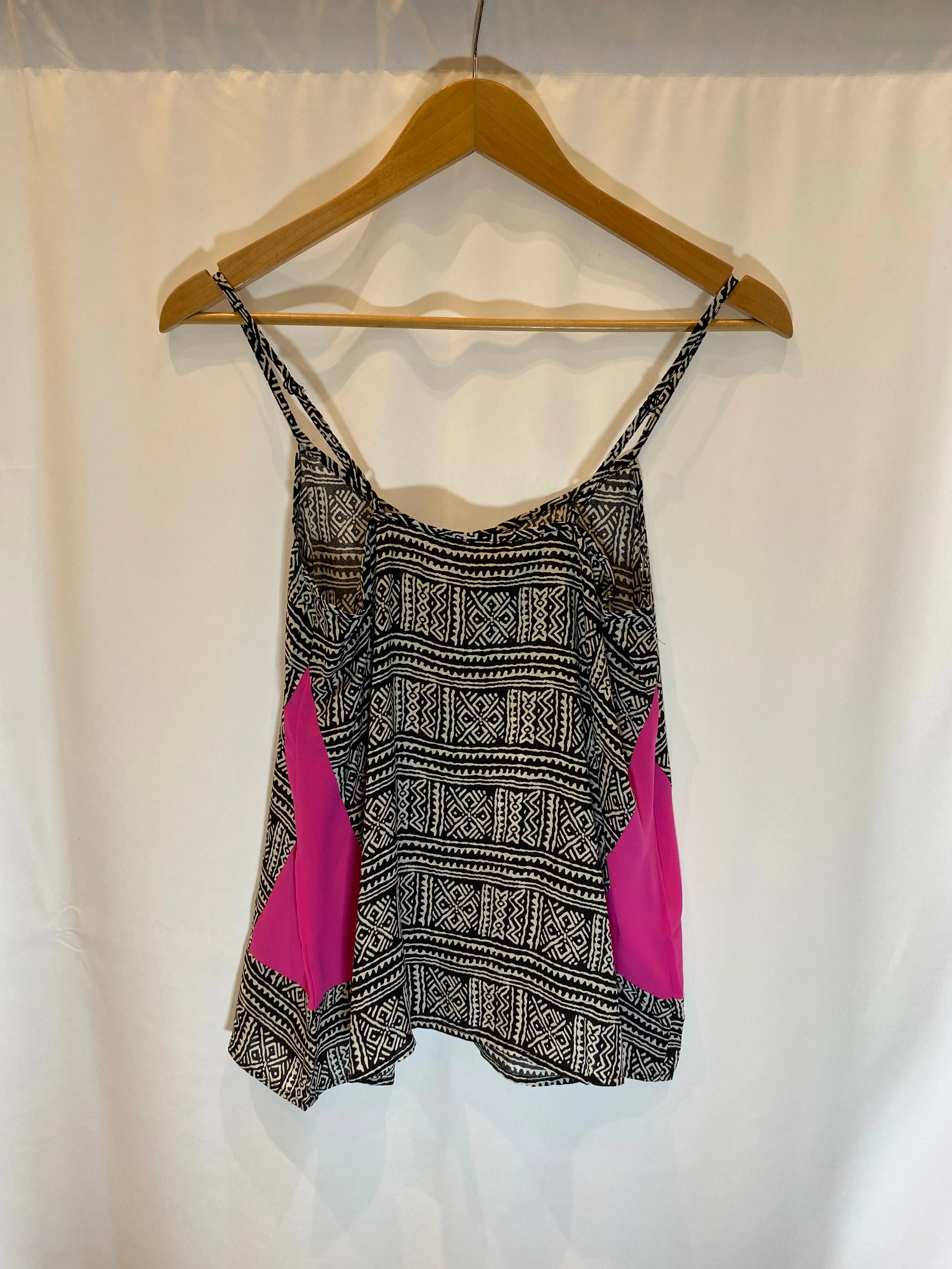 EMBROIDERED PRINT TANK WITH CONTRAST PANEL