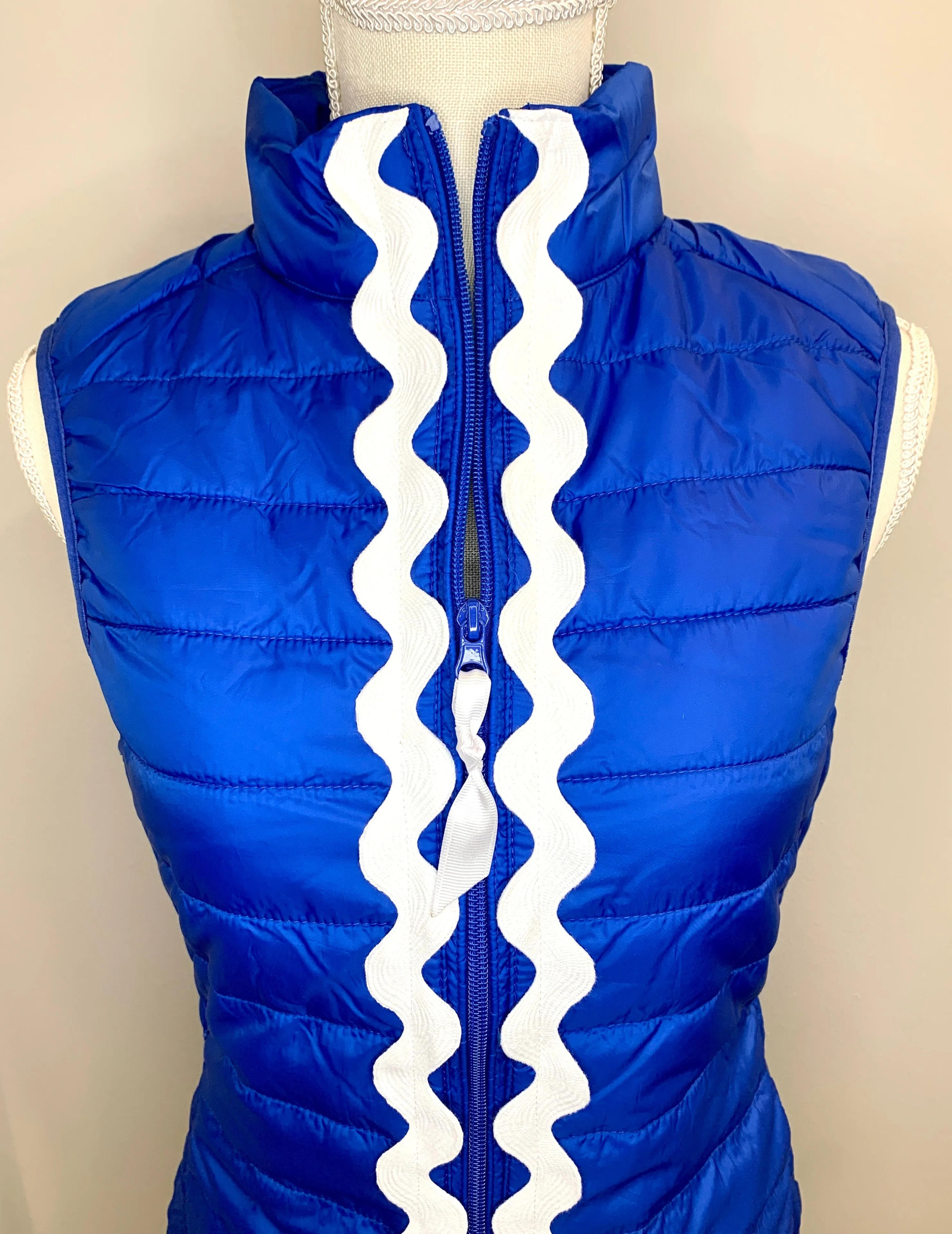 SALE - XS ONLY - Maggie May Jumbo Ric Rac Puffer Vest (PF22) *FINAL SALE*