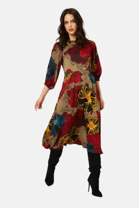 Traffic People Into My Arms Drape Dress-Red Florals-IMA12002009