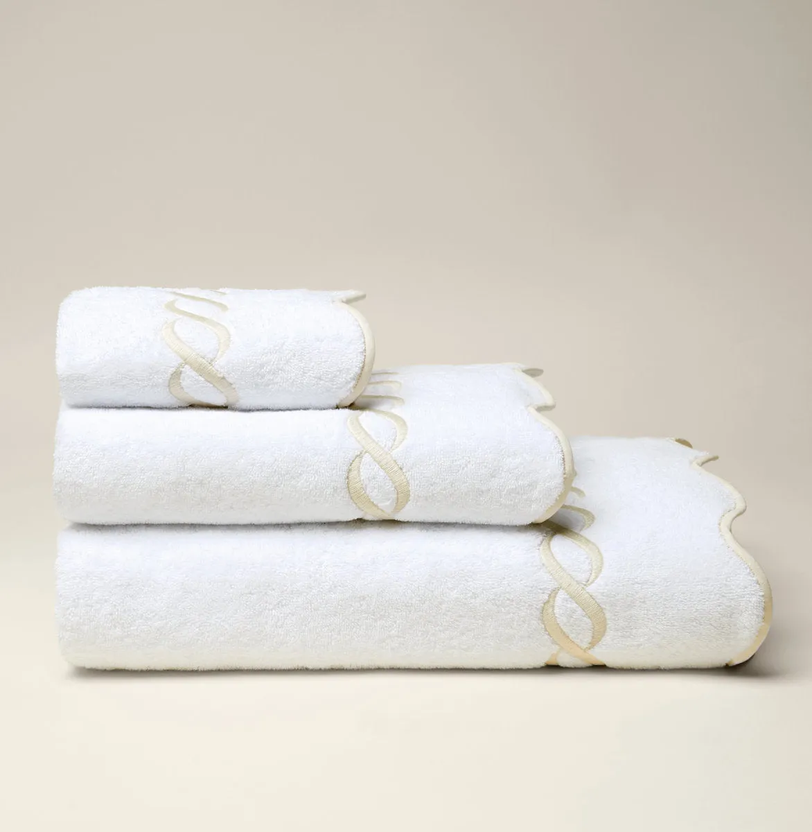 'Treccia' Towel Collection by Pratesi